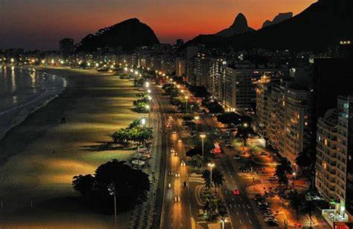 Cidades brasileiras com vida noturna ativa
